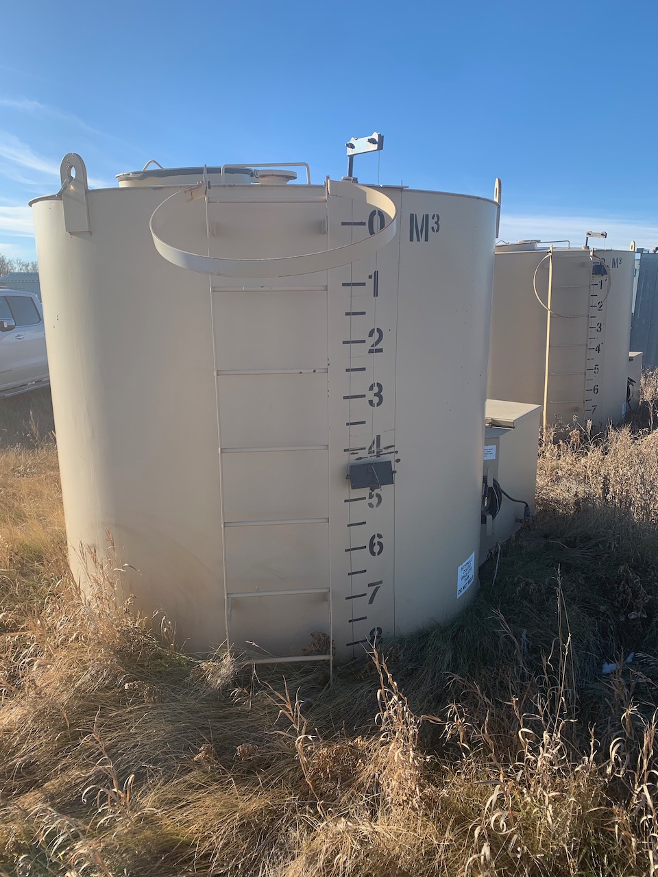 2 x 50bbl pop tanks